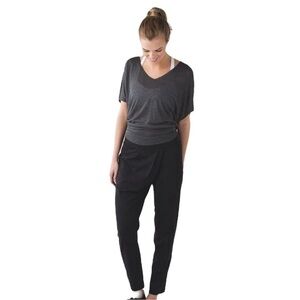 Lululemon Wrap It Up Trouser - Olive Green‎ size 12